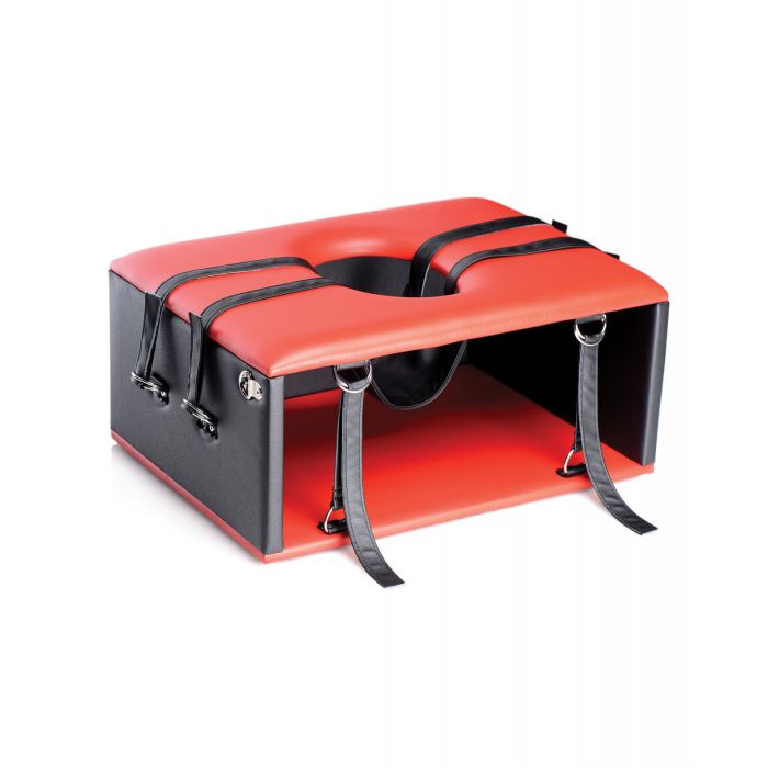 The Smotherbox Queening Chair