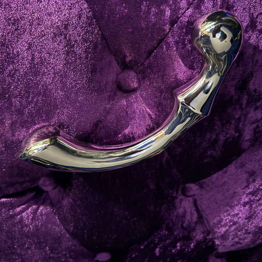 Sculpted Stainless Steel G-Spot Wand Precision-Curved Pleasure Tool for Deep, Weighted Internal Stimulation