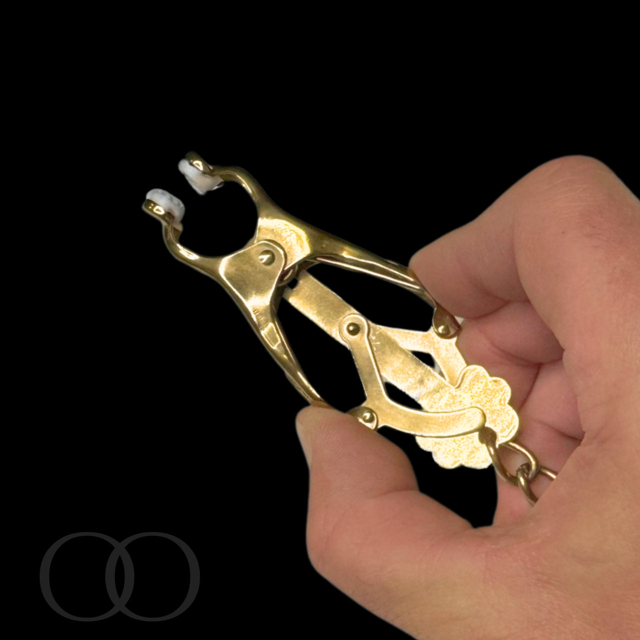 Luxury Gold Butterfly Shaped Nipple Clamps With Chain Soft Rubber Tips luxury-gold-butterfly-shaped-nipple-clamps-with-chain-soft-rubber-tips