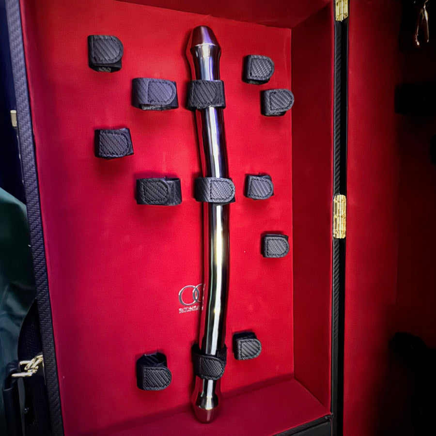 The Double-Ended - Stainless Steel Dildo for Deep, Dual Penetration and Temperature Play