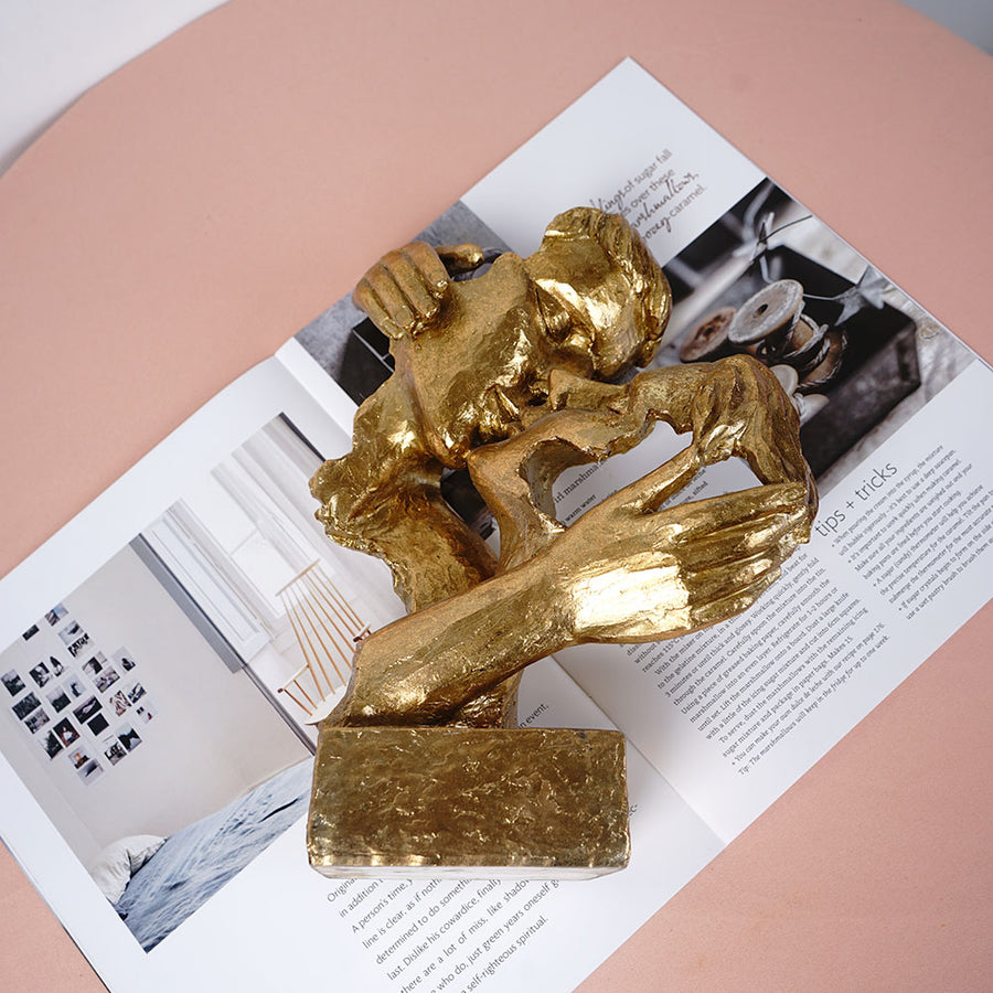 Gold Lovers Sculpture