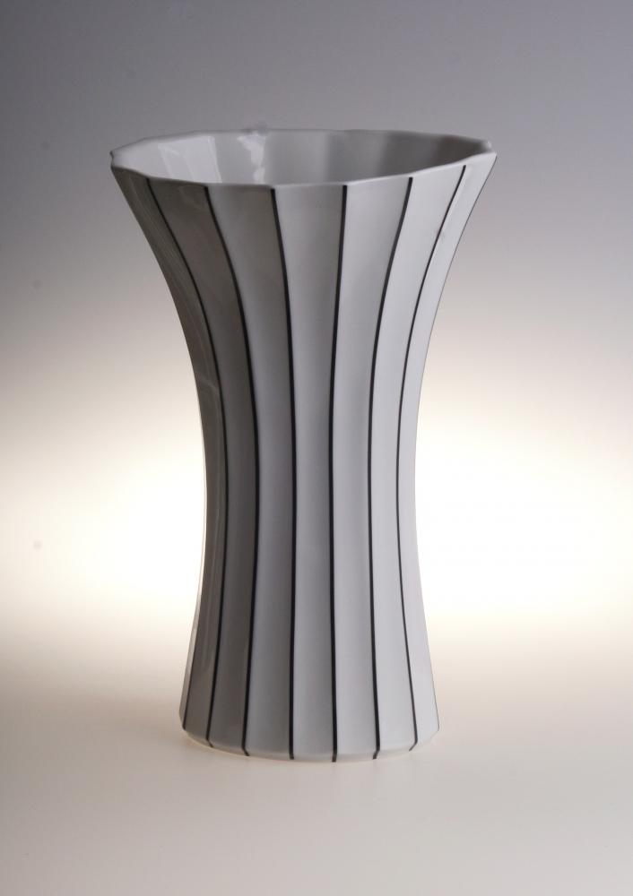 boudoir vase decor